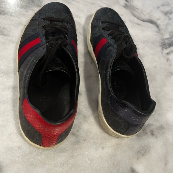 Gucci Men's Monogram Low top leather Trim, Size US 9.5 - Picture 5 of 9